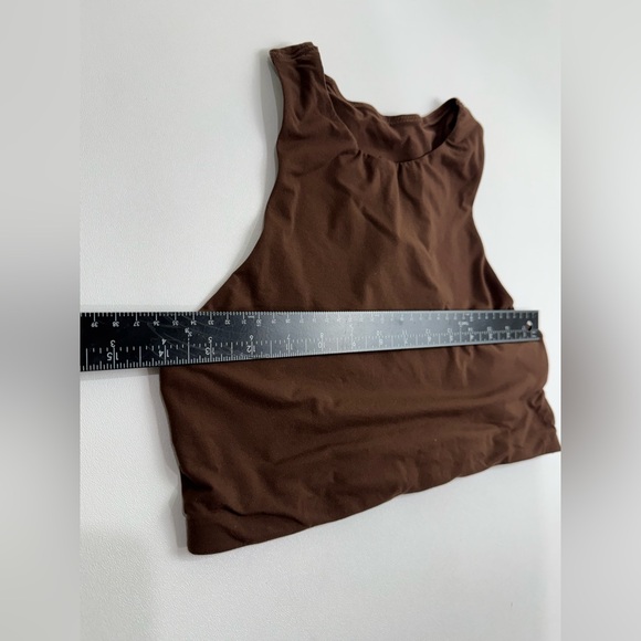 SKIMS Fits Everybody RACERBACK CROPPED TANK TOP Bra Brown L - Picture 4 of 5